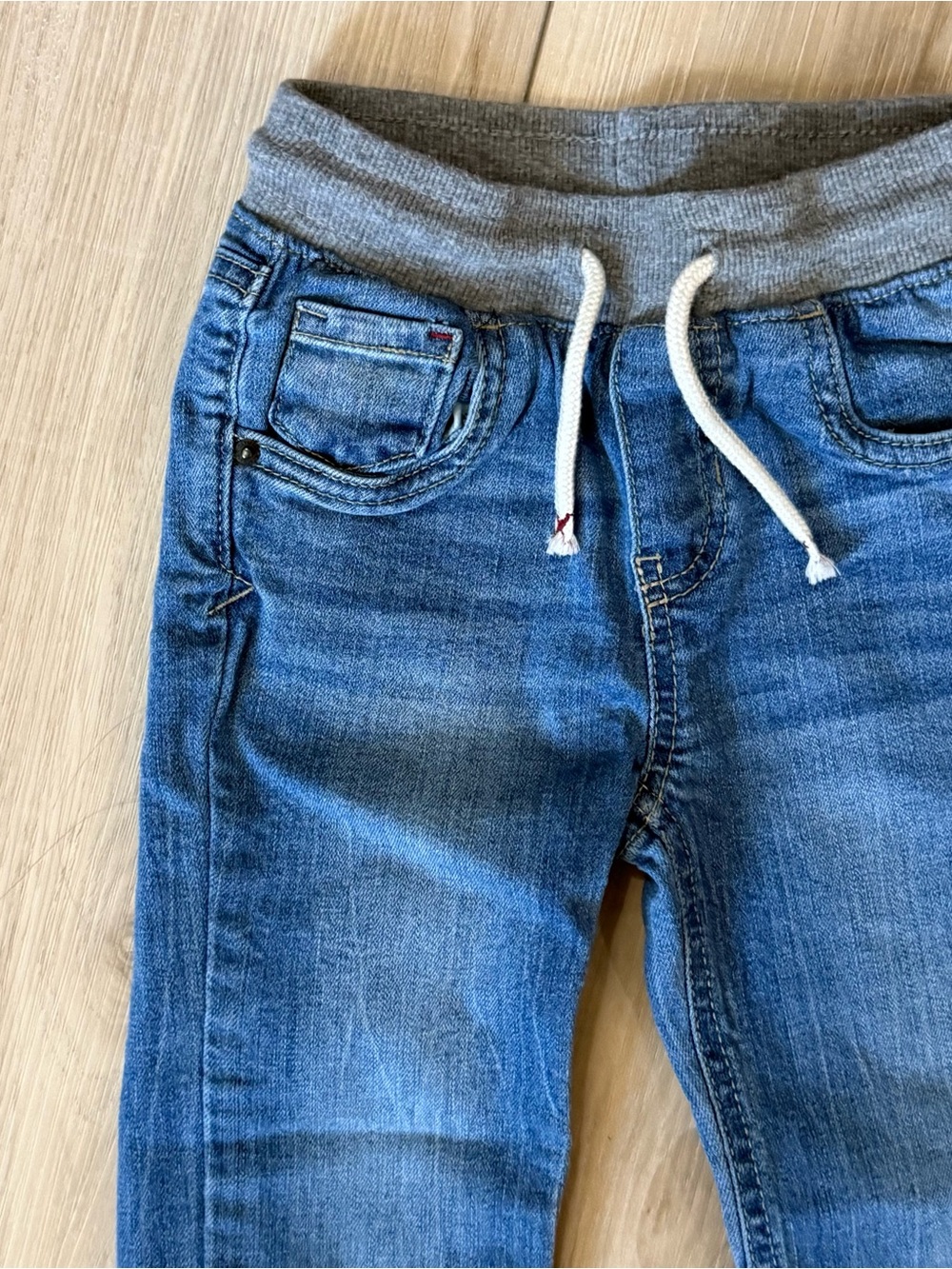 Cat & Jack • 3T • Straight leg jeans